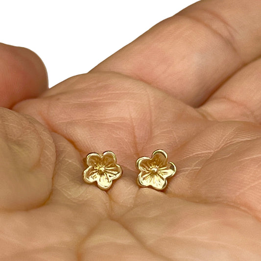 14K Yellow Gold Flower Stud Earrings