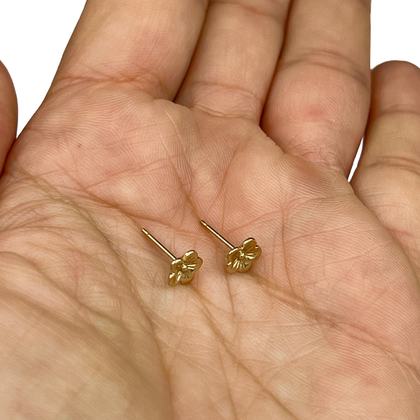 14K Yellow Gold Flower Stud Earrings