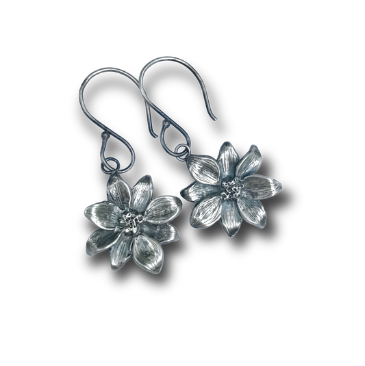 Heartfelt Wild Flower dangle earrings in sterling silver